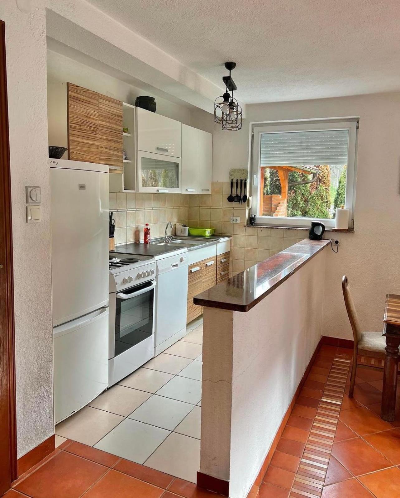 Holiday Homer Kuca Na Obali Vrbasa Banja Luka Extérieur photo